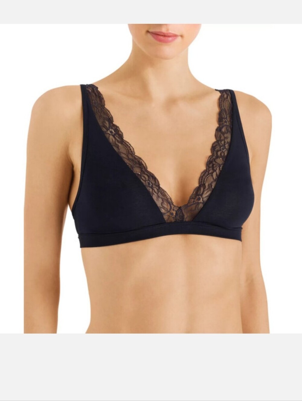 Hanro Switzerland,  Pima Cotton Lace-Trim Soft Cup Bra. NWOT US 32A